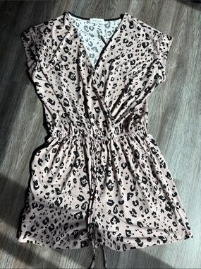 Gilli Blush Pink and Black Leopard Print Top
